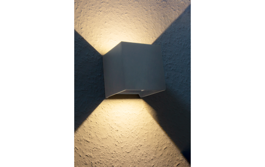 LED Wandleuchte für Innen und Außen | LW-107 | IP54, 2x3W, warmweißes Licht, 3000K, weiß