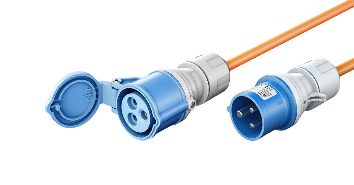 goobay CEE-Verlängerungskabel für Wohnwagen 25 m CEE-Stecker auf CEE-Buchse mit Verschlusskappe, IP44, Kabel für Camping, Wohnmobil und Wohnwagen