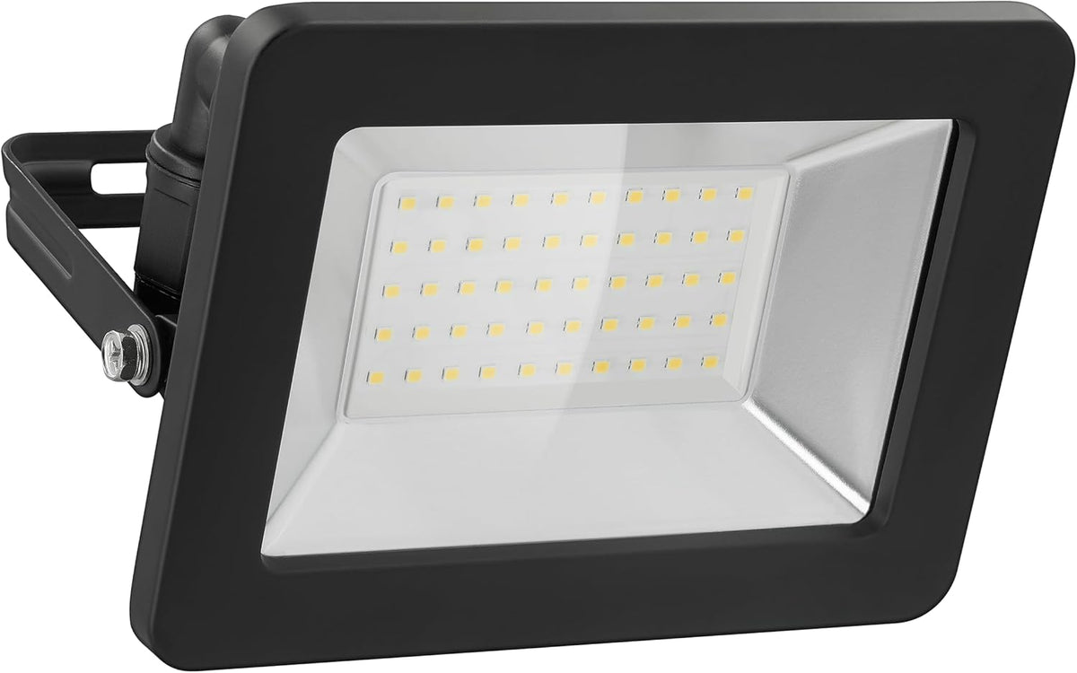 LED Strahler Außen 50W / Außenstrahler IP65 / Neutralweißes Licht 4250 lm / LED Scheinwerfer Fluter Wandmontage / IP65 Gartenstrahler/Schwarz [Energieklasse F]